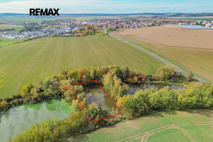 Prodej rybníku, Kožlany, 2200 m2