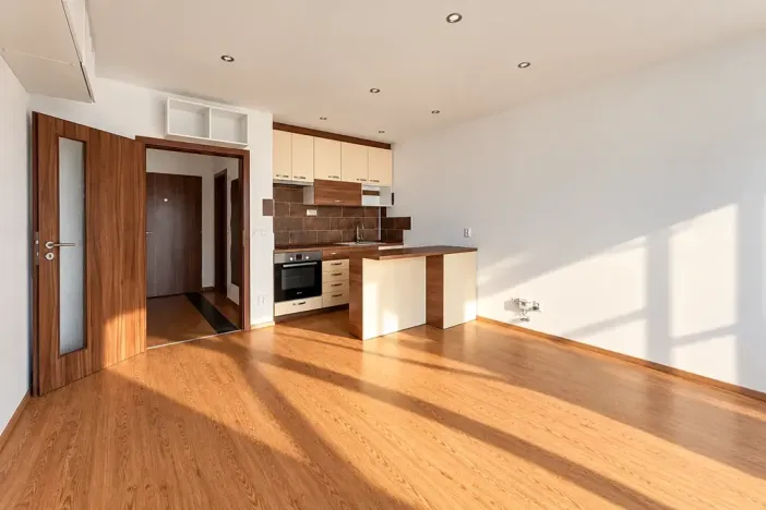 Prodej bytu 1+kk, Praha - Letňany, Frýdecká, 34 m2