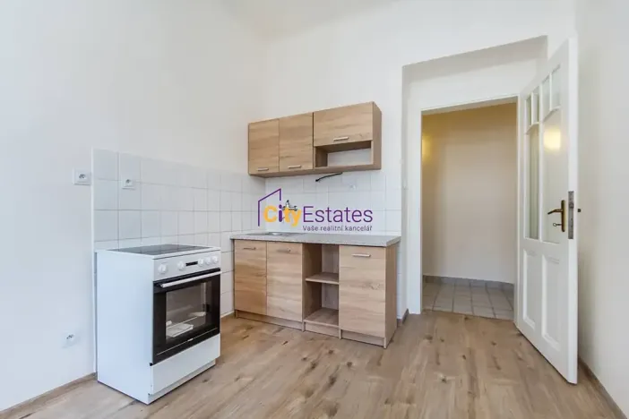 Pronájem bytu 1+1, Praha - Vršovice, Žitomírská, 40 m2