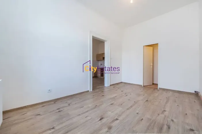 Pronájem bytu 1+1, Praha - Vršovice, Žitomírská, 40 m2