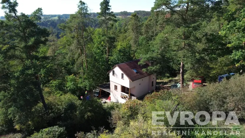 Prodej rodinného domu, Čerňovice, 76 m2
