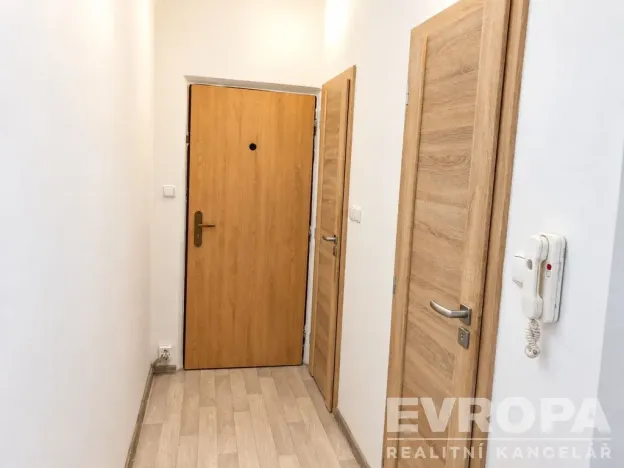 Pronájem bytu 3+1, Plzeň - Bolevec, Manětínská, 76 m2