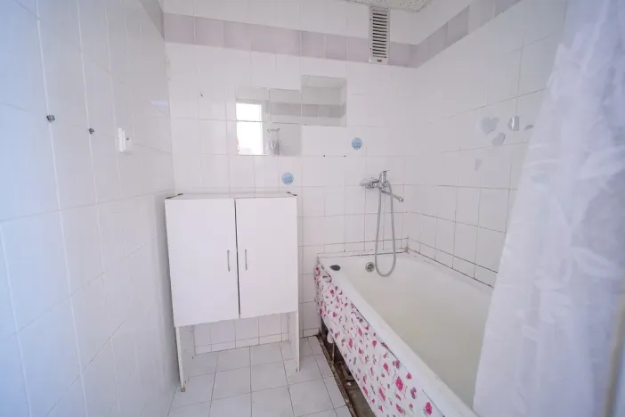 Prodej bytu 2+1, Jičín, Lidické náměstí, 54 m2