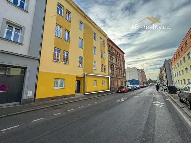 Pronájem bytu 2+1, Teplice, Denisova, 70 m2