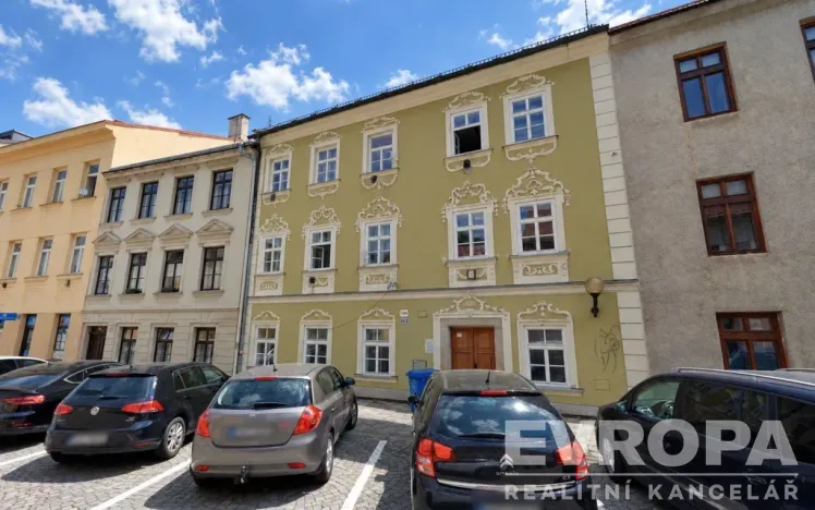 Prodej bytu 2+kk, Jihlava, Husova, 43 m2