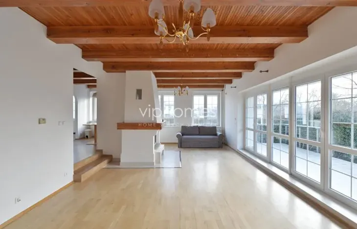Pronájem vily, Průhonice, Sadová, 350 m2