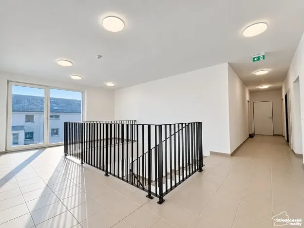 Pronájem bytu 1+kk, Uhlířské Janovice, Hrnčířská, 35 m2