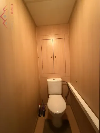 Prodej bytu 2+1, Chomutov, Dřínovská, 62 m2