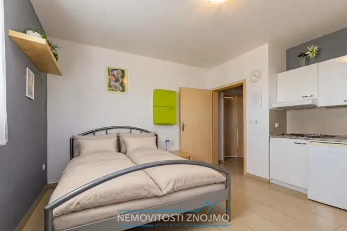 Prodej ubytování, Znojmo - Popice, 360 m2