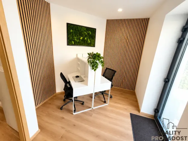 Pronájem kanceláře, Olomouc, Dolní novosadská, 55 m2