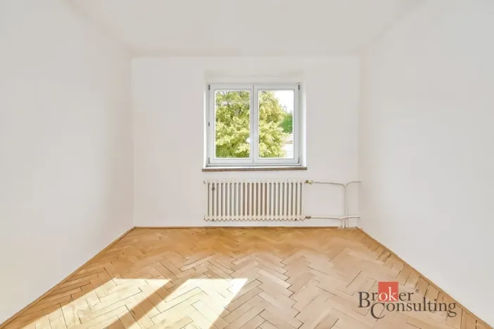 Prodej bytu 2+1, Praha - Komořany, Krupná, 47 m2