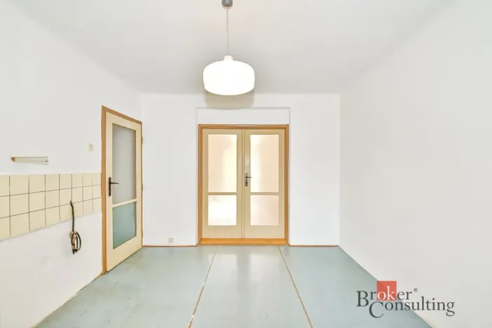 Prodej bytu 2+1, Praha - Komořany, Krupná, 47 m2