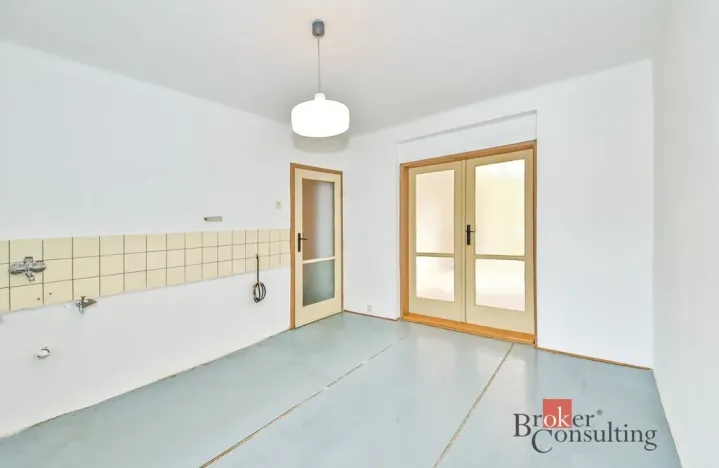 Prodej bytu 2+1, Praha - Komořany, Krupná, 47 m2