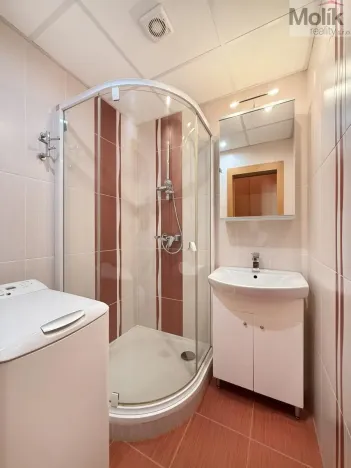 Prodej bytu 2+1, Osek, Hrdlovská, 52 m2