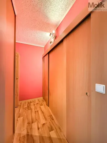 Prodej bytu 2+1, Osek, Hrdlovská, 52 m2