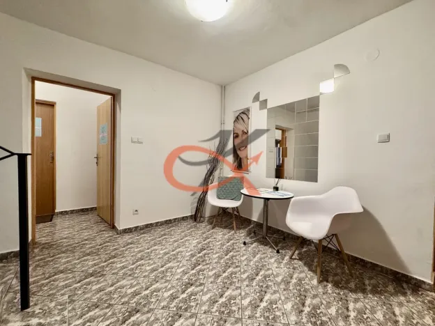Pronájem kanceláře, Valašské Meziříčí, Vodní, 18 m2