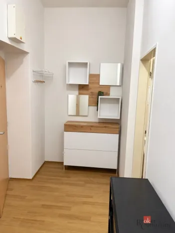 Pronájem bytu 2+kk, Ostrava - Radvanice, Šmídova, 46 m2