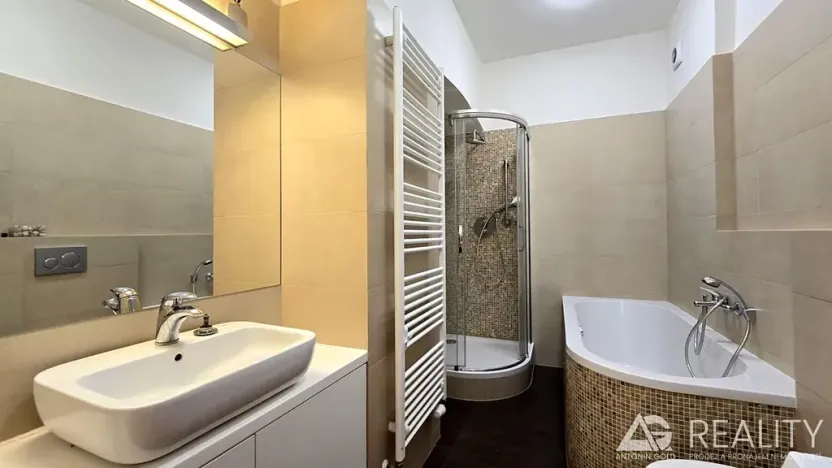 Pronájem bytu 4+kk, Praha - Nové Město, Podskalská, 106 m2