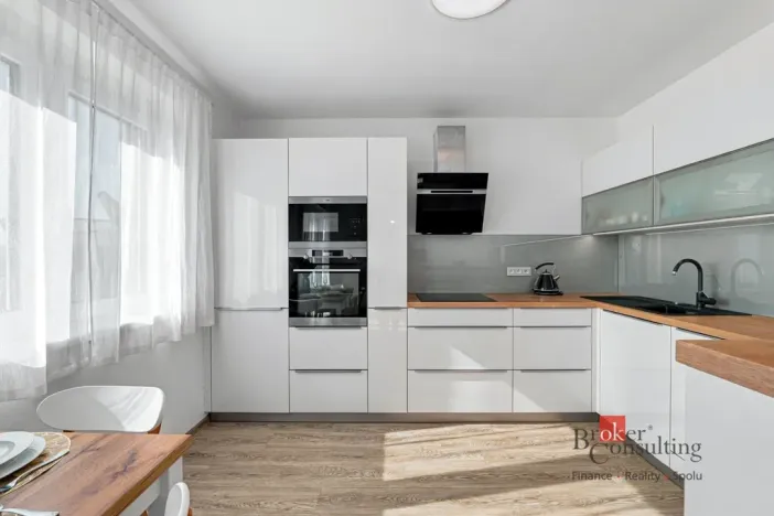 Prodej bytu 3+kk, Vochov, 70 m2