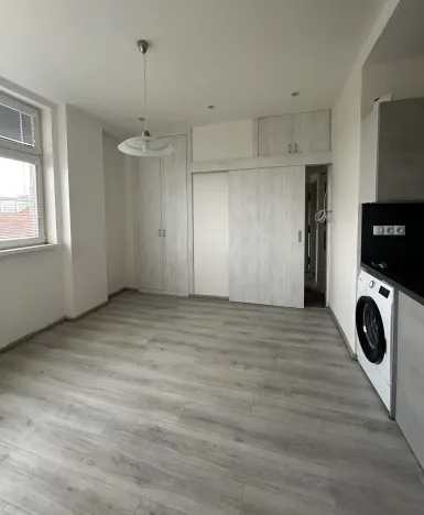 Pronájem bytu 2+kk, Praha - Vinohrady, Hollarovo náměstí, 47 m2