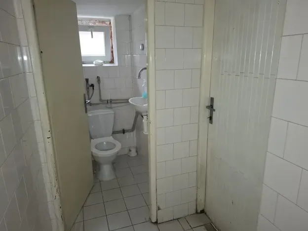 Dražba obchodního prostoru, Ždánice, Městečko, 84 m2