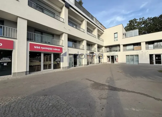 Pronájem obchodního prostoru, Praha, Mochovská, 70 m2