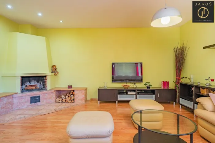 Pronájem rodinného domu, Tmaň, Budovatelů, 114 m2