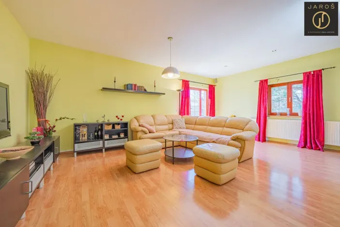 Pronájem rodinného domu, Tmaň, Budovatelů, 114 m2