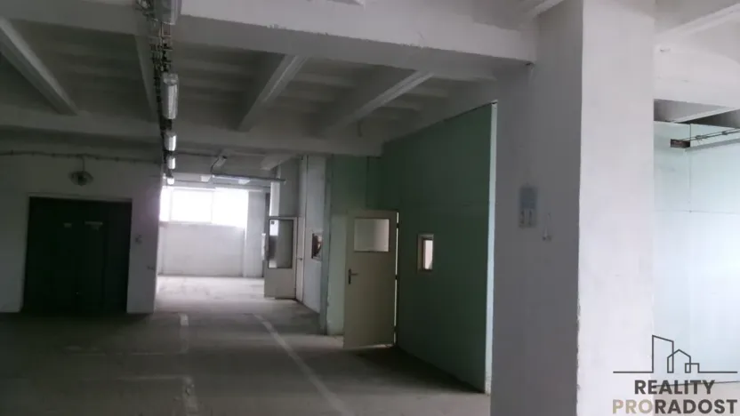 Pronájem skladu, Brno - Štýřice, 400 m2