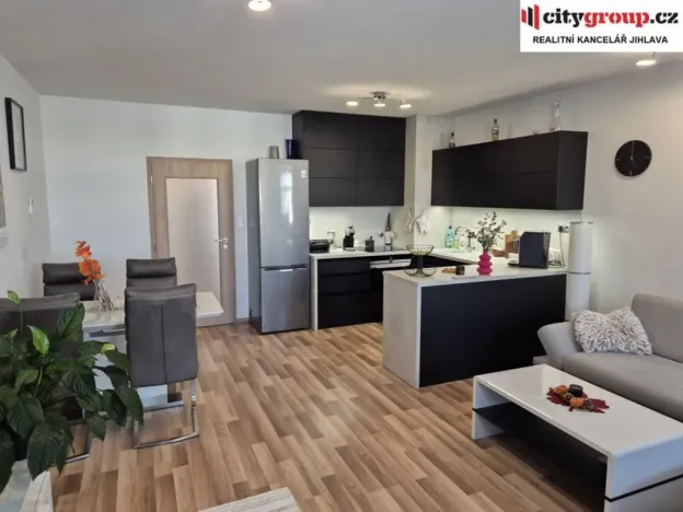 Prodej bytu 3+kk, Praha - Uhříněves, Karla Guta, 84 m2