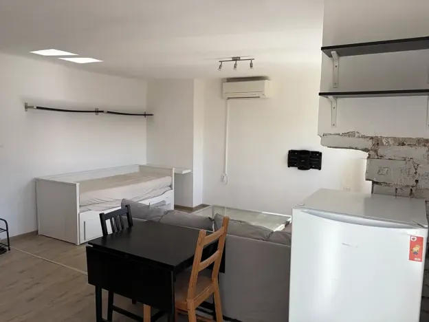Pronájem bytu 1+kk, Brno, Mojmírovo náměstí, 35 m2