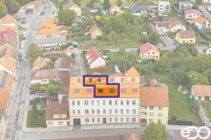 Prodej bytu 2+kk, Neveklov, Pod Radnicí, 56 m2