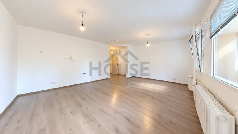 Prodej bytu 3+kk, Praha, Cvikovská, 73 m2