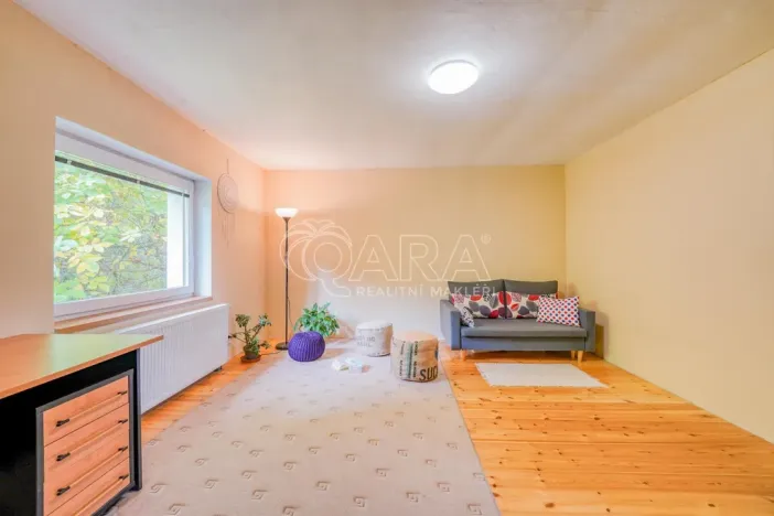 Prodej rodinného domu, Jinín, 245 m2