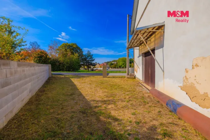 Prodej obchodního prostoru, Bělčice, Nádražní, 560 m2