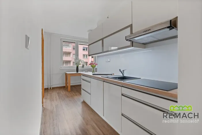 Pronájem bytu 3+1, Uherské Hradiště, Pod Svahy, 76 m2