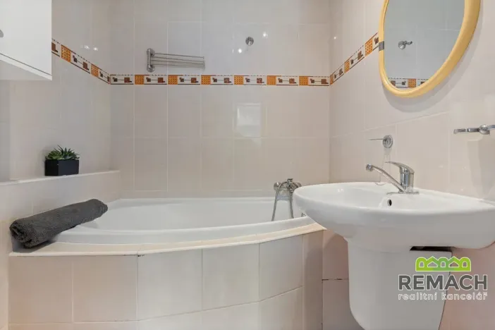 Pronájem bytu 3+1, Uherské Hradiště, Pod Svahy, 76 m2