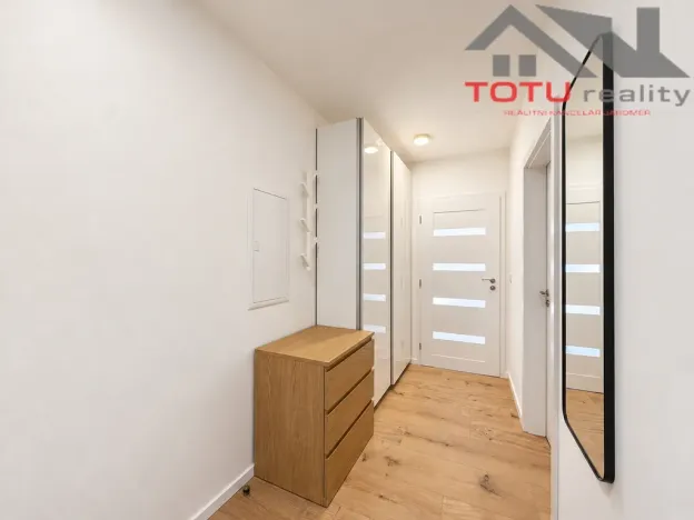 Pronájem bytu 2+kk, Černožice, Gen. Svobody, 38 m2