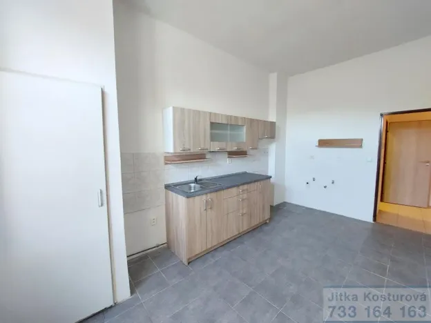 Pronájem bytu 1+1, Krnov - Pod Cvilínem, Sokolovská, 40 m2