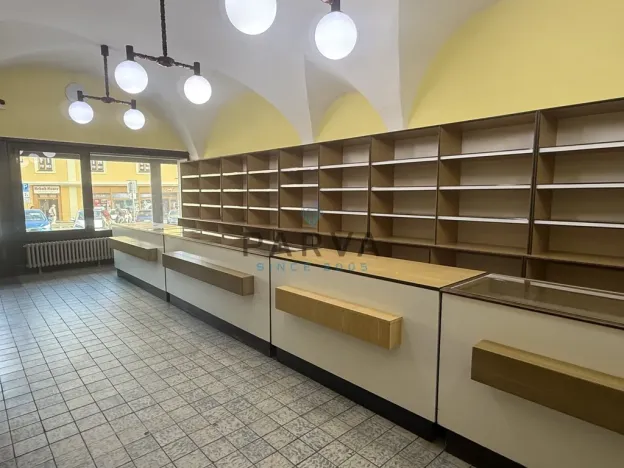 Pronájem obchodního prostoru, Rokycany - Střed, Masarykovo náměstí, 100 m2