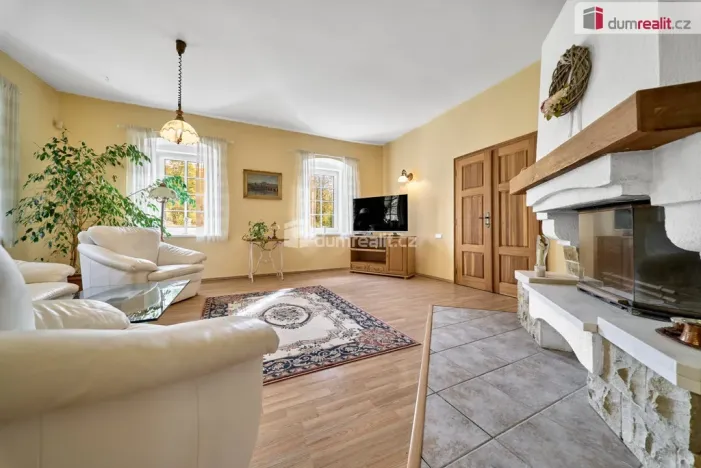 Prodej rodinného domu, Okounov - Oslovice, 630 m2