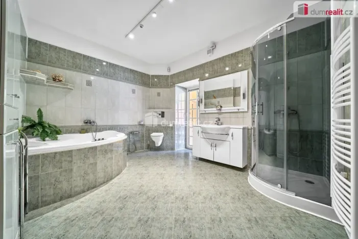 Prodej rodinného domu, Okounov - Oslovice, 630 m2