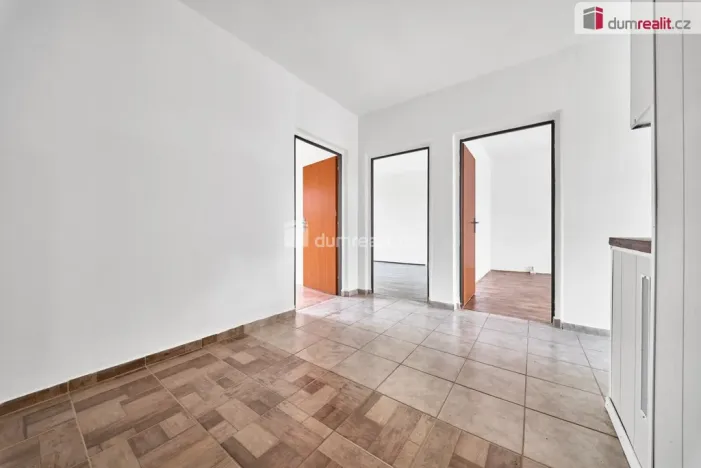 Prodej bytu 3+1, Chodov, Čs. odbojářů, 76 m2