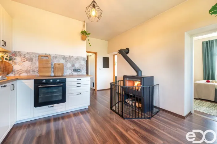 Prodej bytu 2+1, Krupá, 53 m2