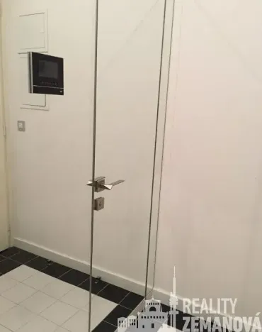 Pronájem bytu 2+kk, Praha - Žižkov, Bořivojova, 54 m2