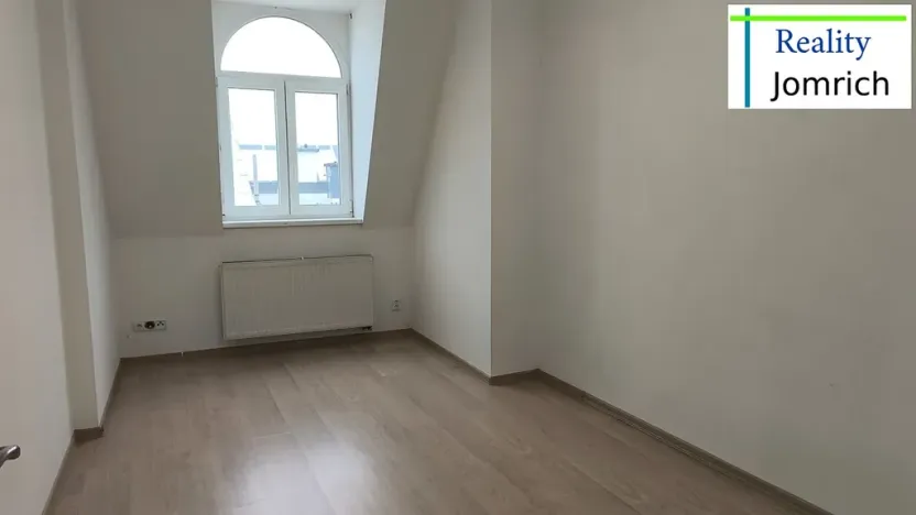 Pronájem bytu 1+1, Liberec, Pražská, 41 m2