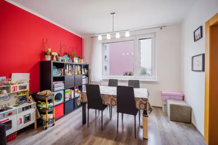 Prodej bytu 3+1, Jičín, Na jihu, 73 m2