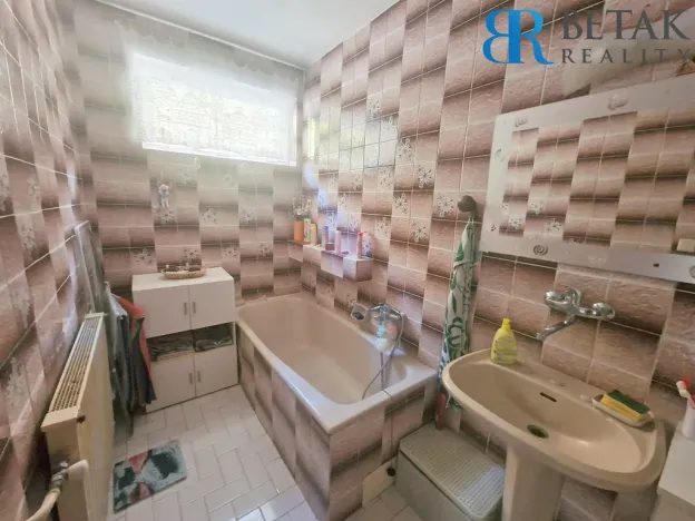 Prodej rodinného domu, Nedvědice, 200 m2