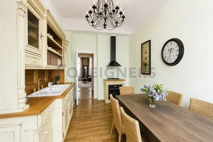 Pronájem bytu 3+1, Praha - Vinohrady, Korunní, 95 m2