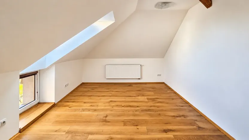 Pronájem bytu 2+kk, Třebotov, Hlavní, 80 m2